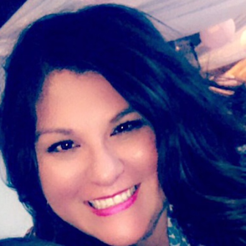 Meet your Posher, Yolanda